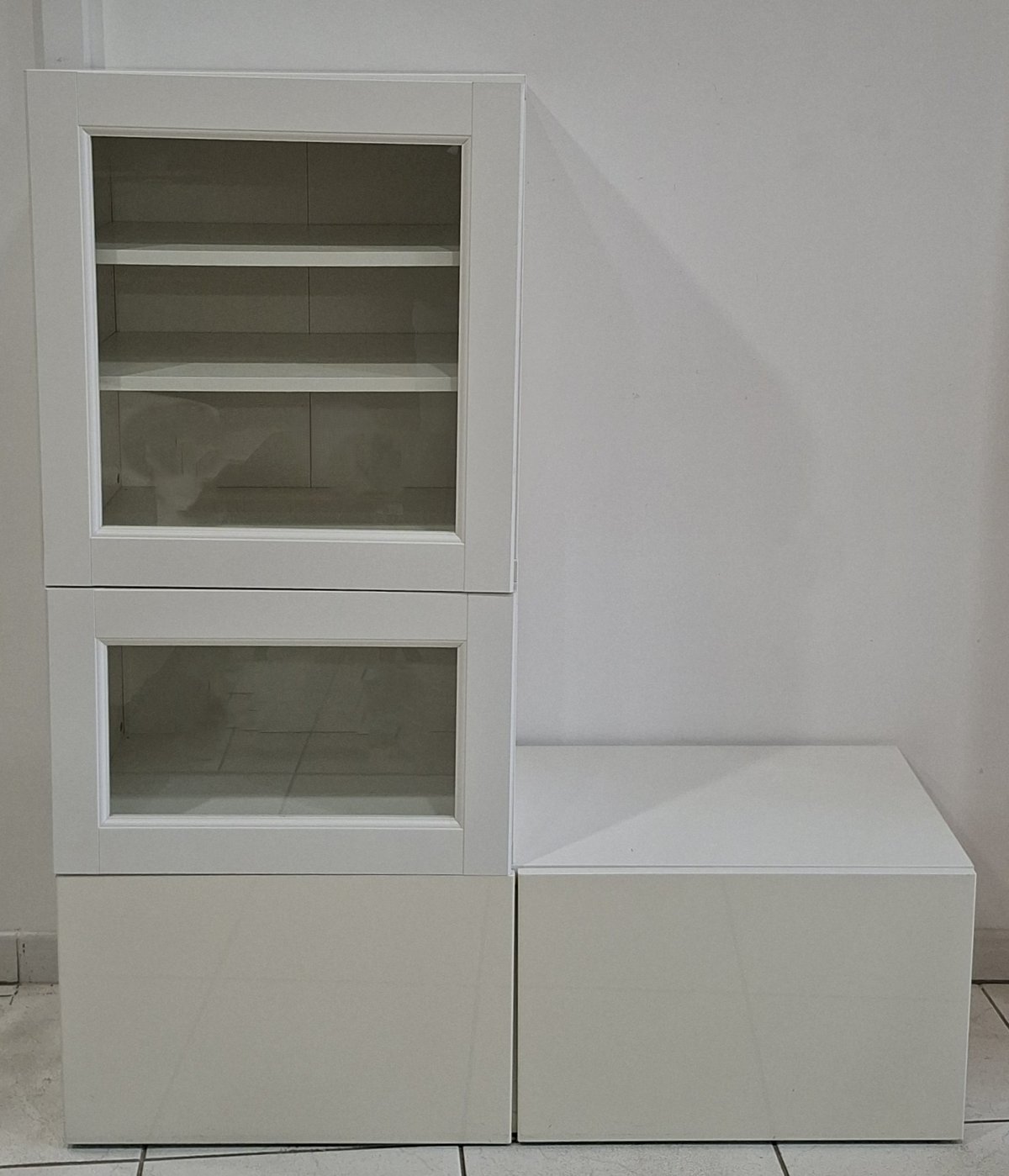 Armoire vitrine